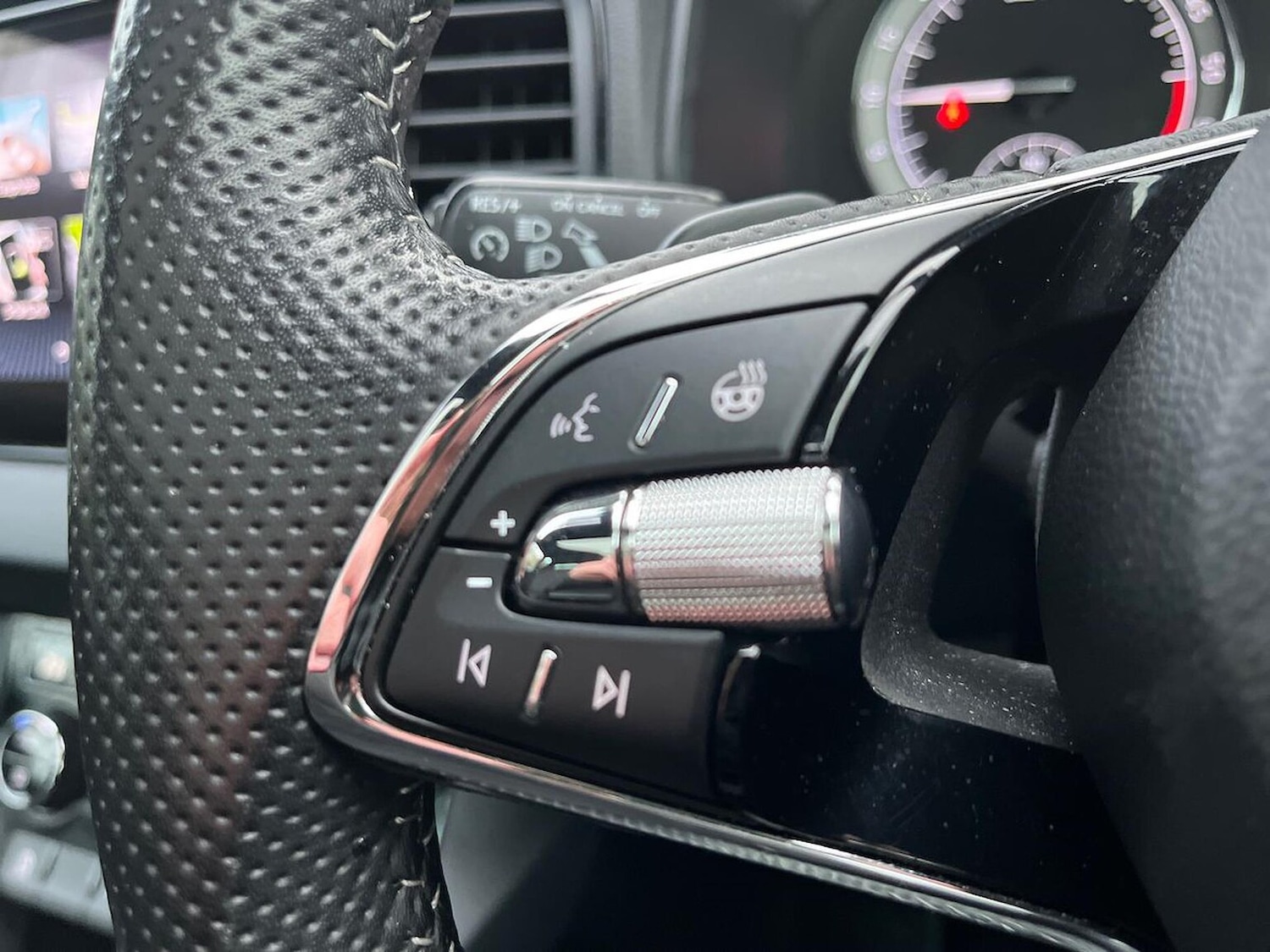 Used Skoda Karoq 2022 for sale - 78144462: Photo 27