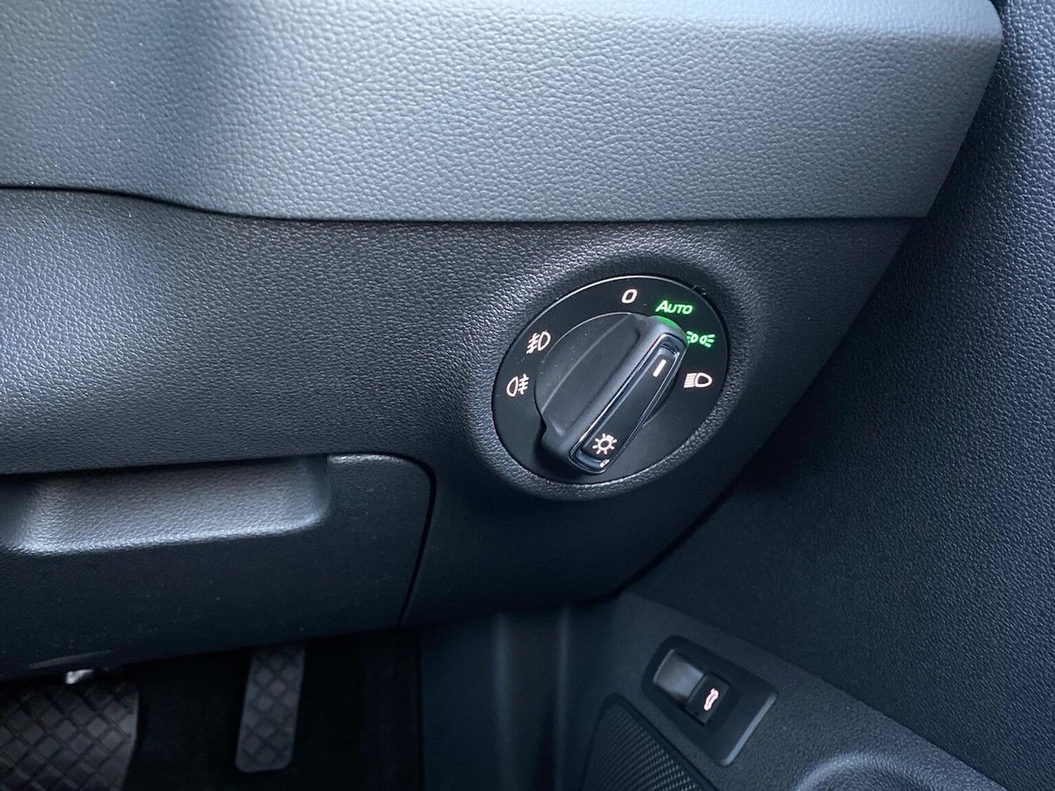 Used Skoda Karoq 2025 for sale - 77542483: Photo 23