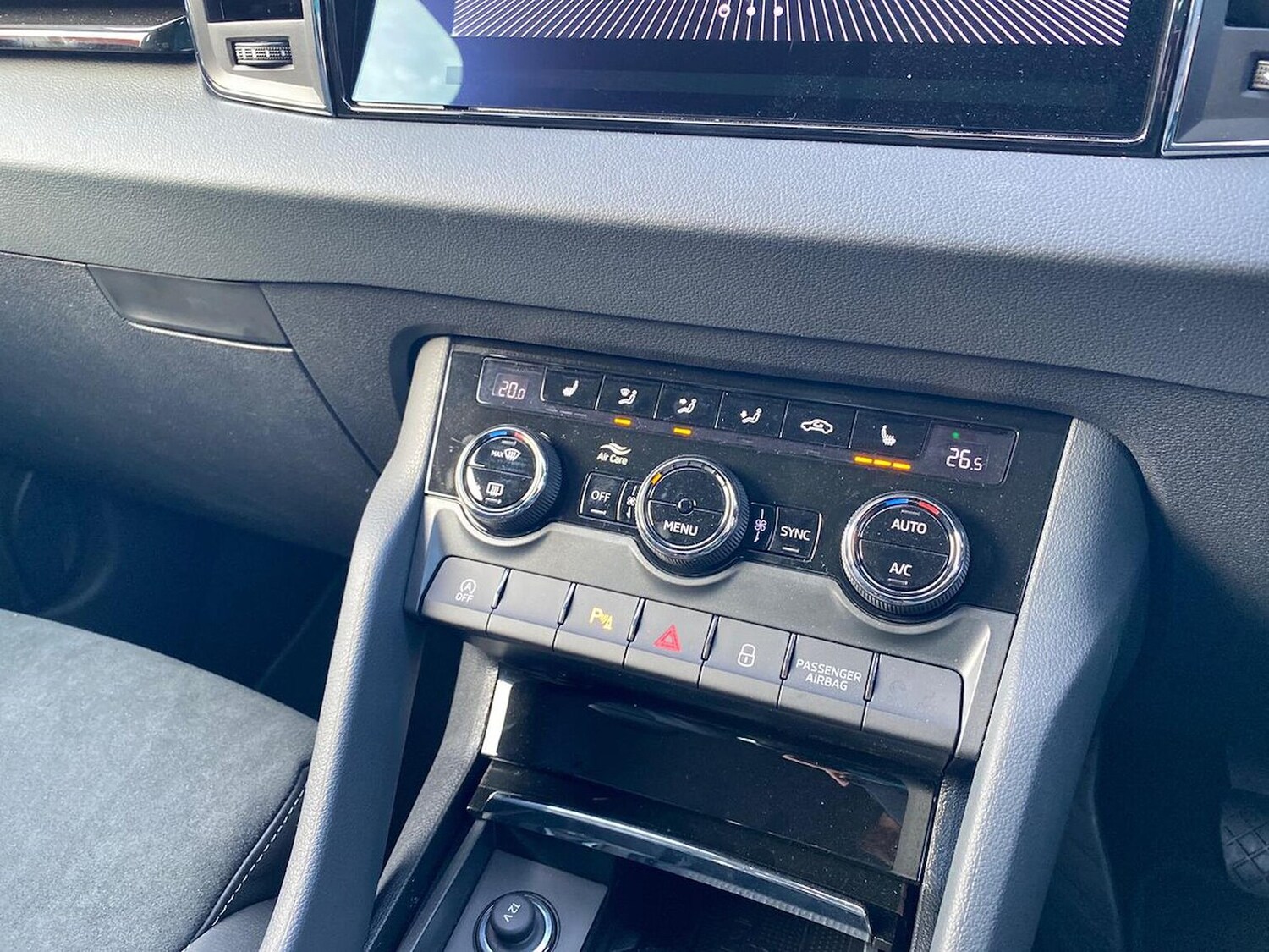 Used Skoda Karoq 2025 for sale - 76220454: Photo 12