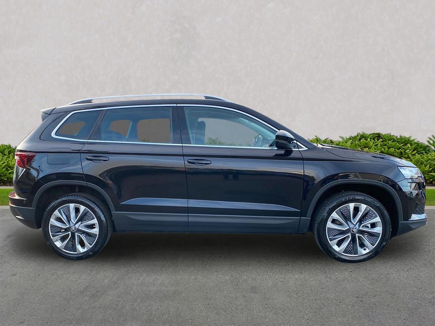 Used Skoda Karoq 2025 for sale - 76220454: Photo 3