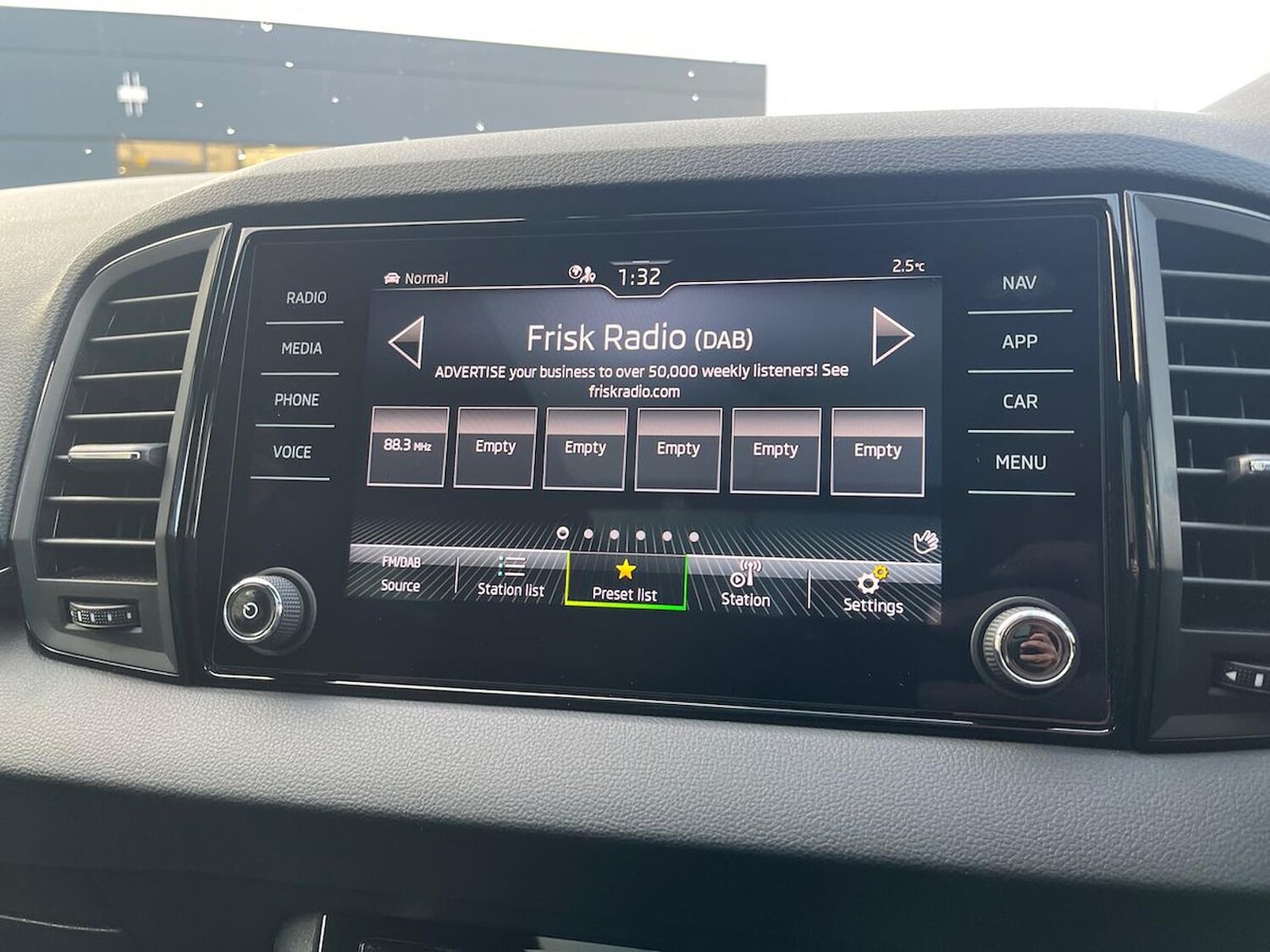 Used Skoda Karoq 2021 for sale - 77542481: Photo 12