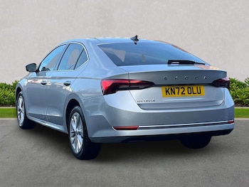 Used Skoda Octavia 2023 for sale - 77603737: Photo