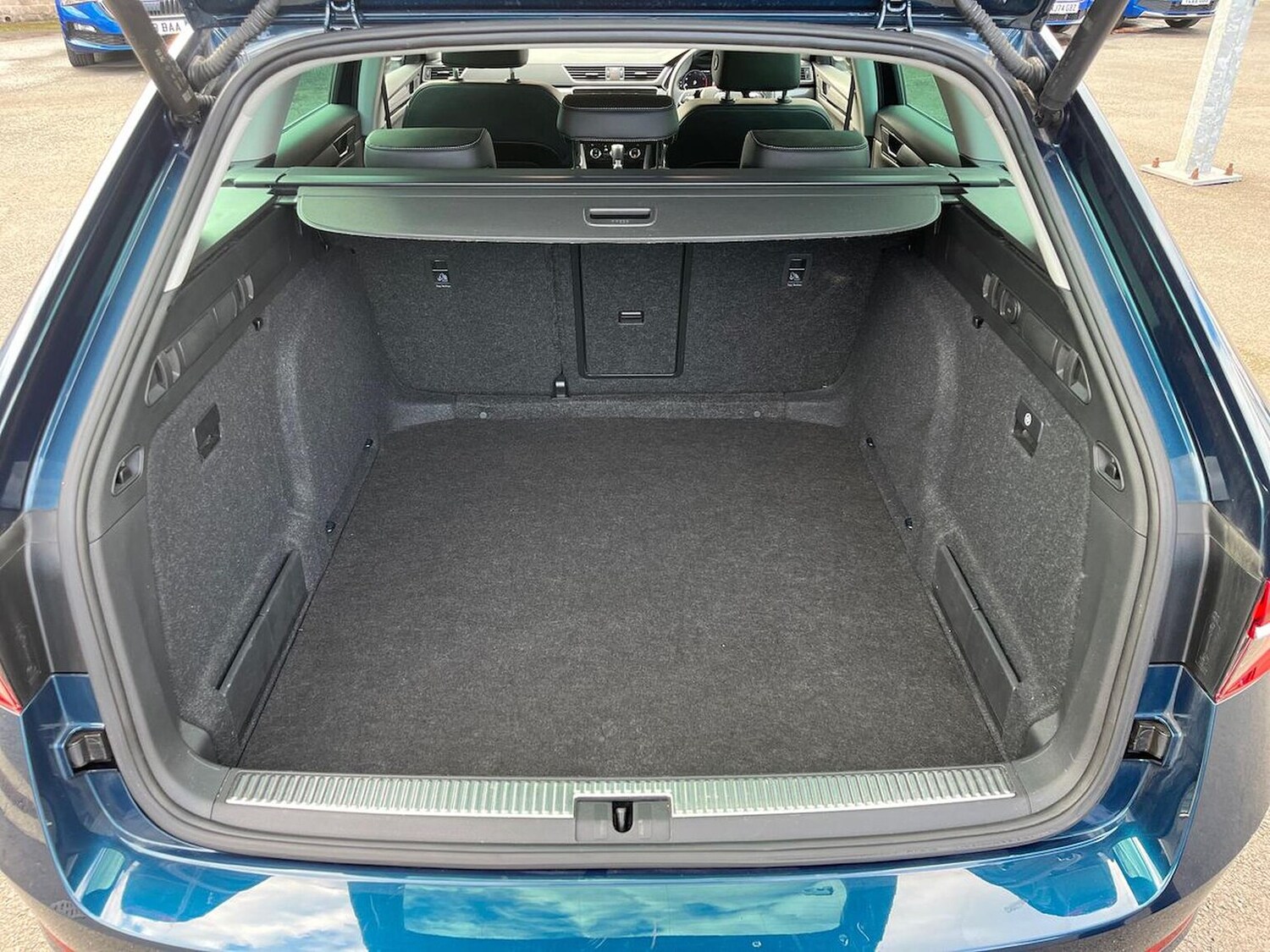 Used Skoda Superb 2023 for sale - 76058003: Photo 17