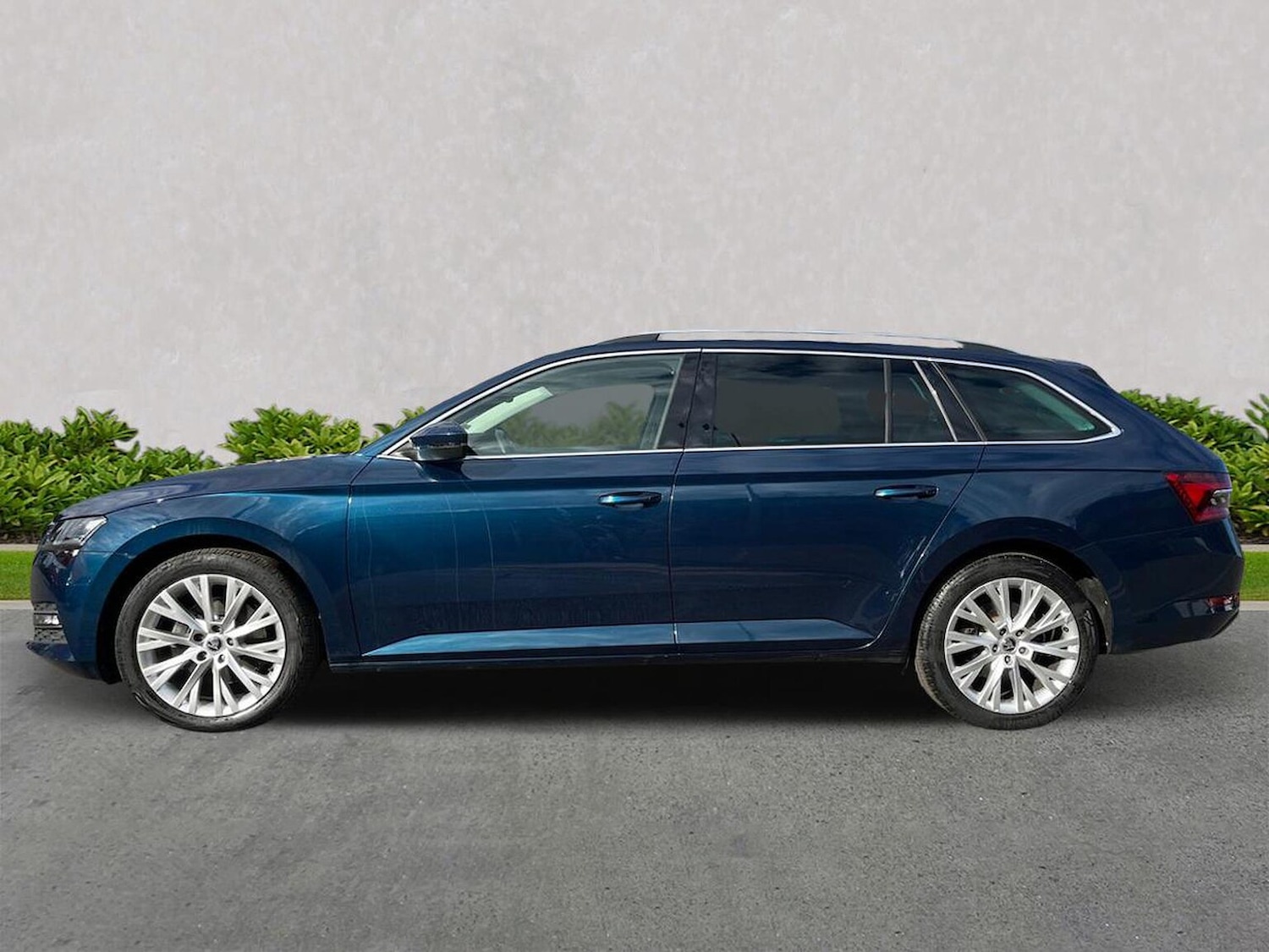Used Skoda Superb 2023 for sale - 76058003: Photo 19