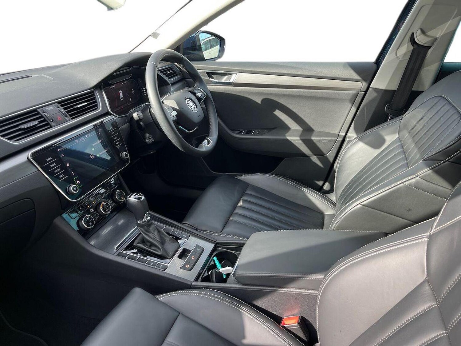 Used Skoda Superb 2023 for sale - 76058003: Photo 7