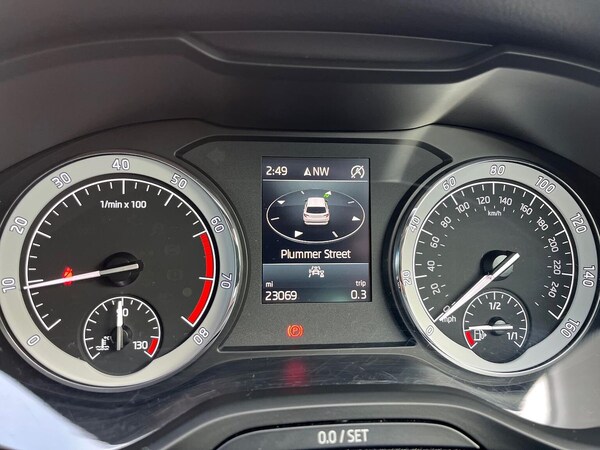Used Skoda Karoq 2021 for sale - 76187085: Photo 12