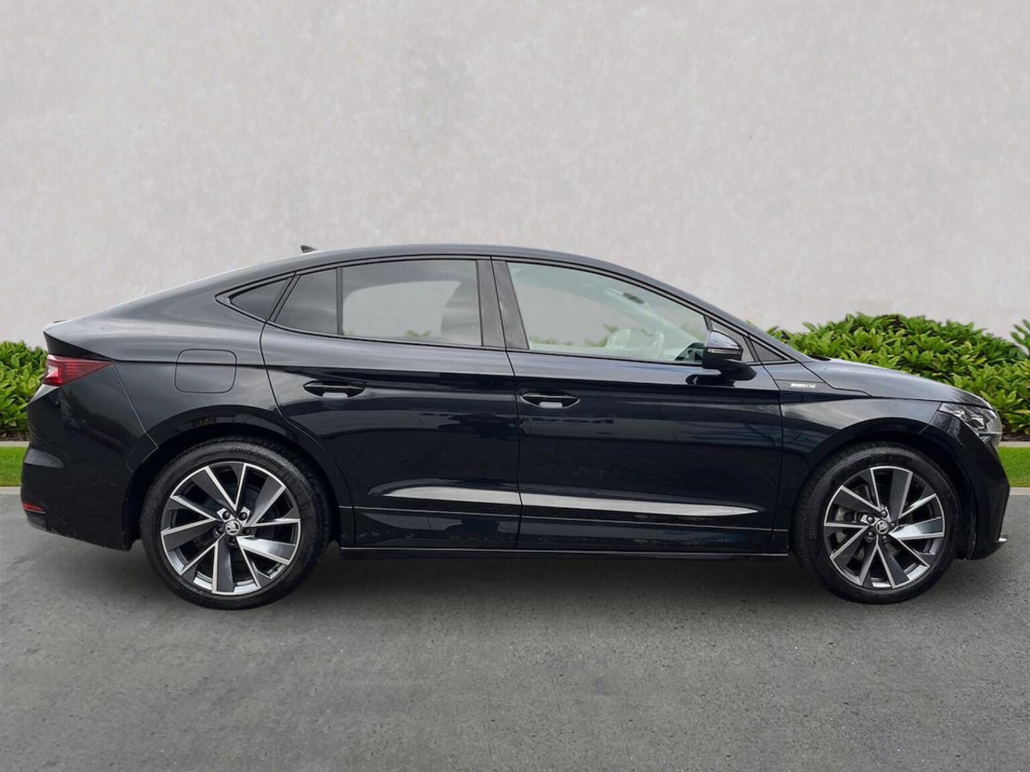 Used Skoda Enyaq 2024 for sale - 76809416: Photo 3