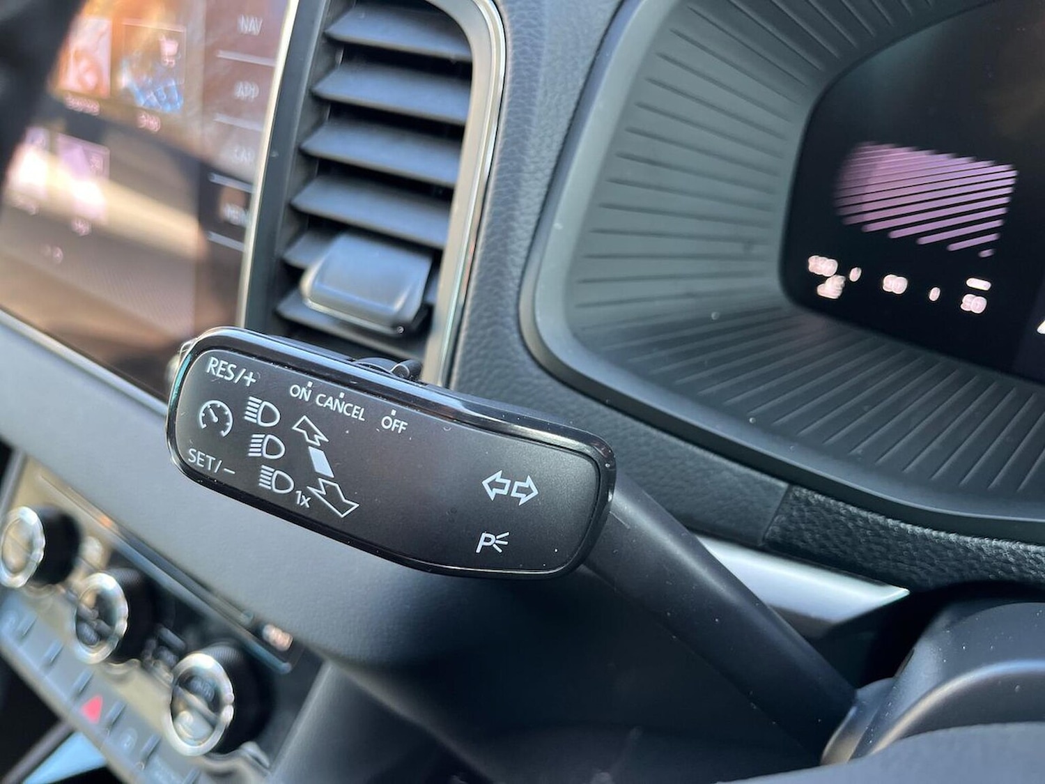 Used Skoda Karoq 2024 for sale - 78195202: Photo 28