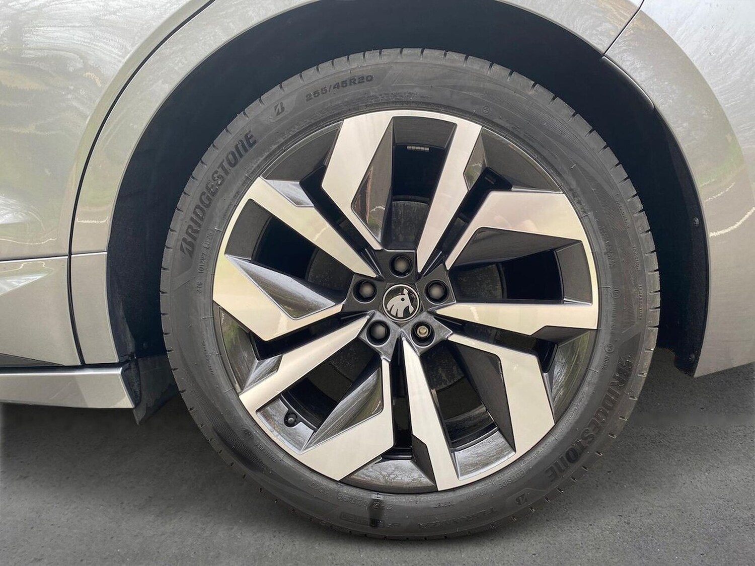 Used Skoda Enyaq 2025 for sale - 77721410: Photo 7