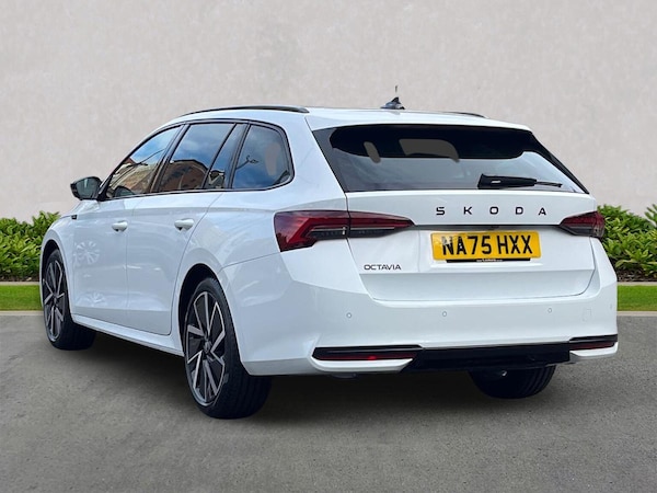 Used Skoda Octavia 2025 for sale - 76220457: Photo 3