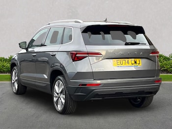 Used Skoda Karoq 2024 for sale - 76237053: Photo 2