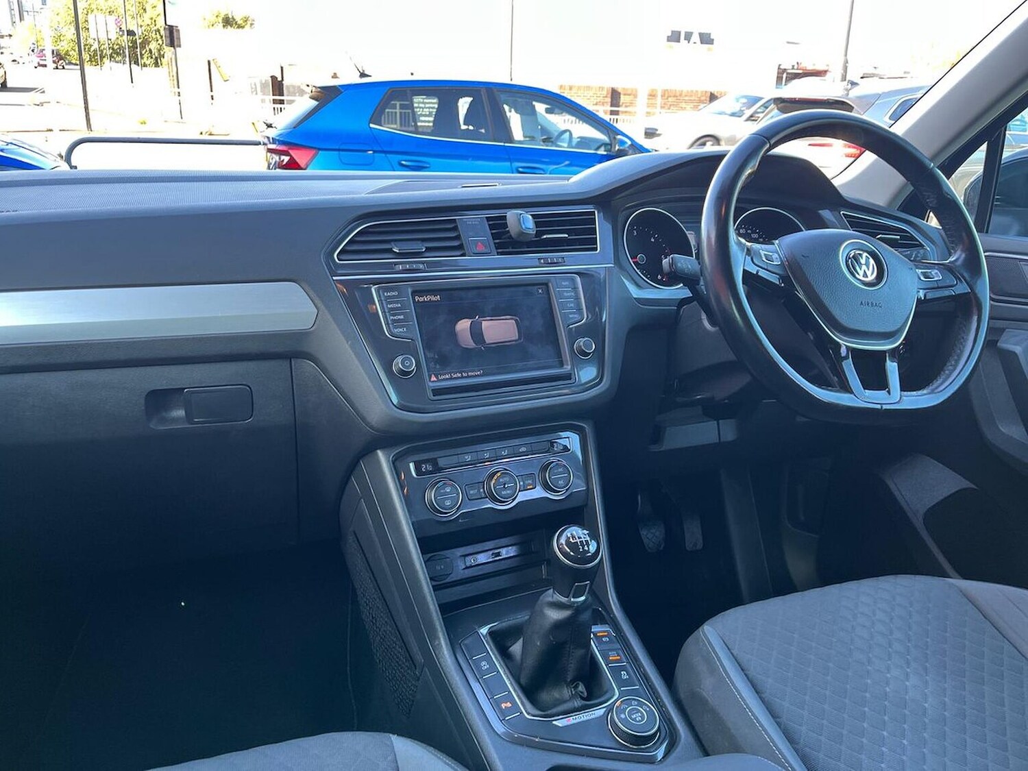 Used Volkswagen Tiguan 2017 for sale - 76091085: Photo 15