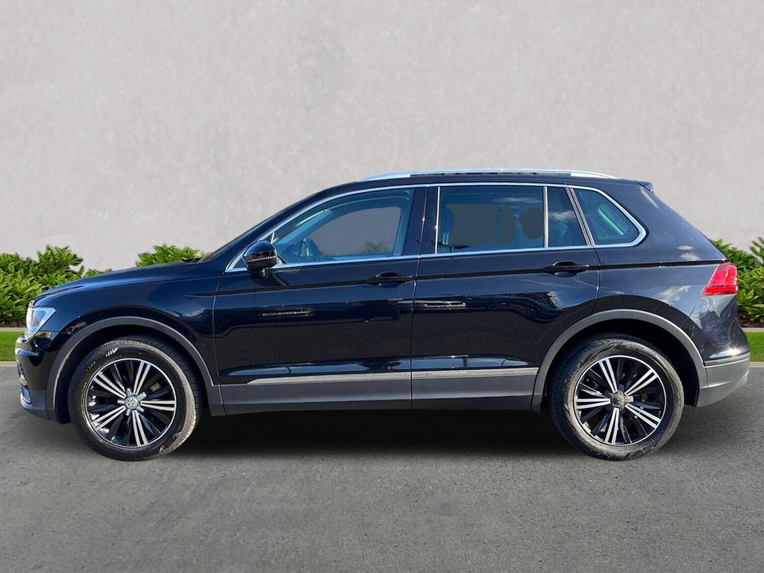 Used Volkswagen Tiguan 2017 for sale - 76091085: Photo 21