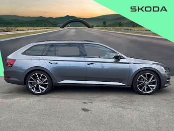 Used Skoda Superb 2024 for sale - 79290069: Photo