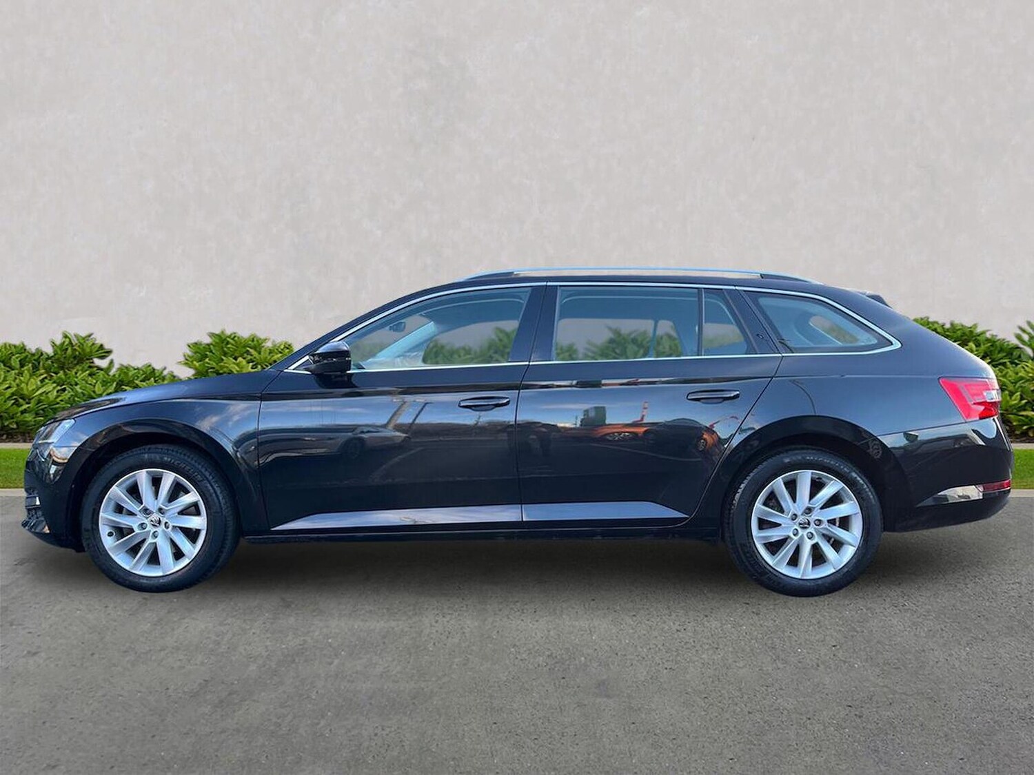 Used Skoda Superb 2023 for sale - 77542473: Photo 20