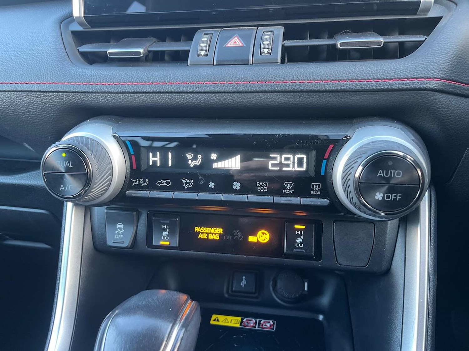 Used Toyota RAV4 2022 for sale - 76860044: Photo 12