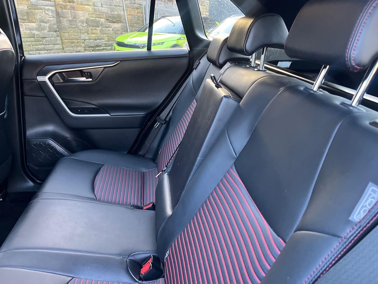 Used Toyota RAV4 2022 for sale - 76860044: Photo 16