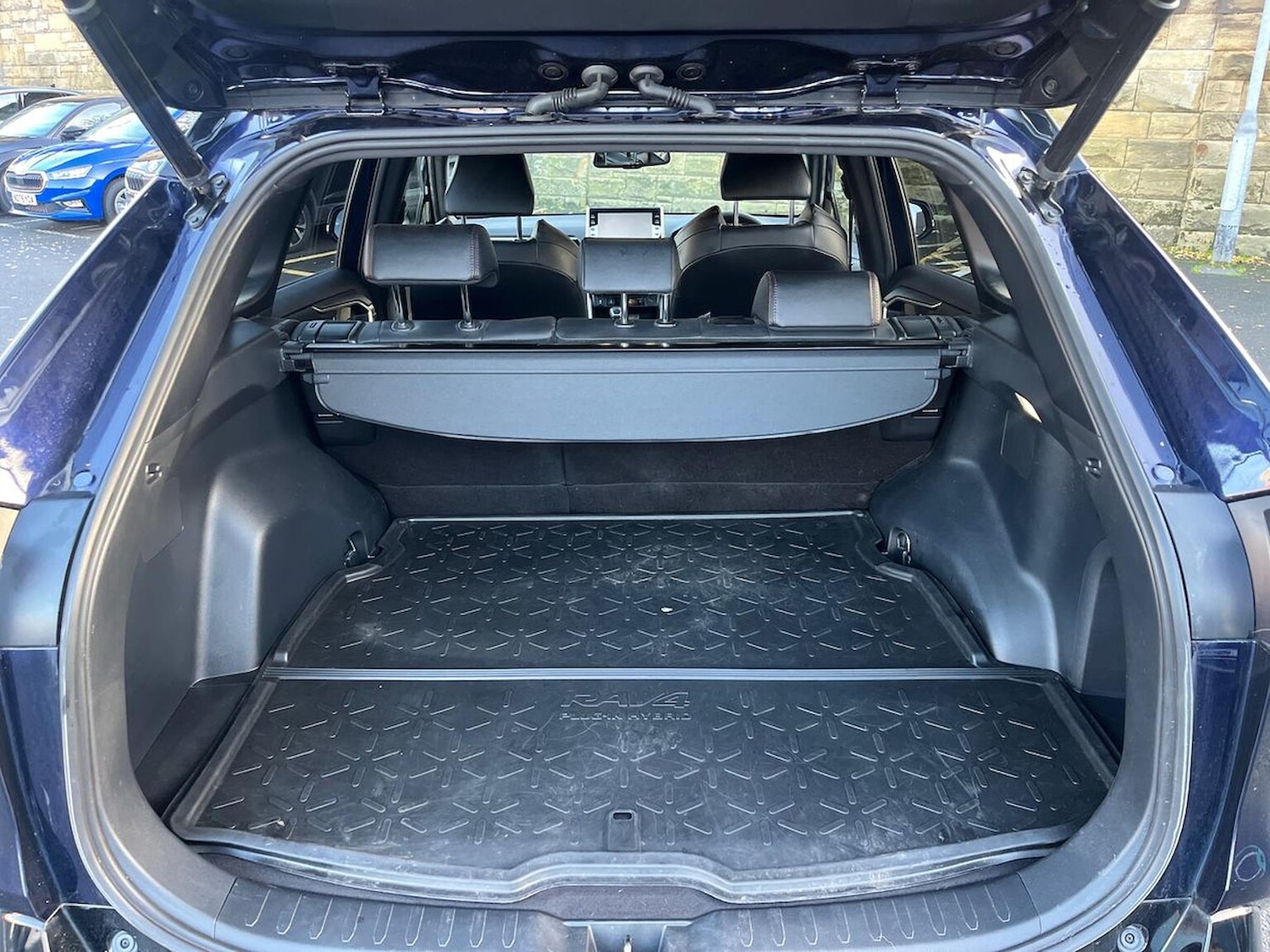 Used Toyota RAV4 2022 for sale - 76860044: Photo 17