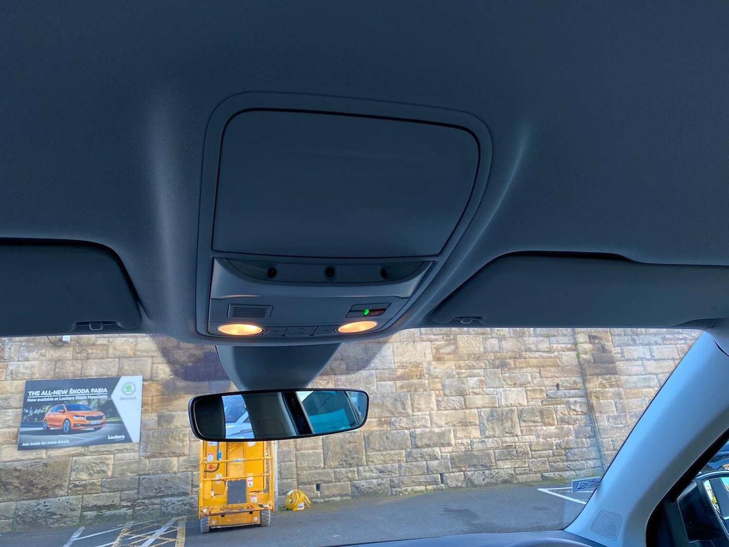 Used Skoda Karoq 2024 for sale - 76407374: Photo 15