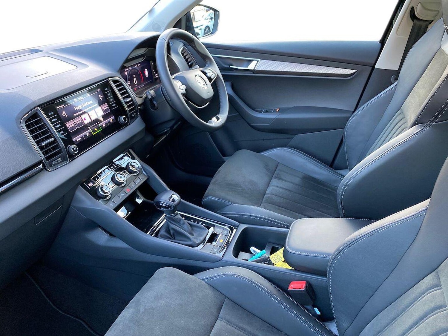 Used Skoda Karoq 2024 for sale - 76407374: Photo 8