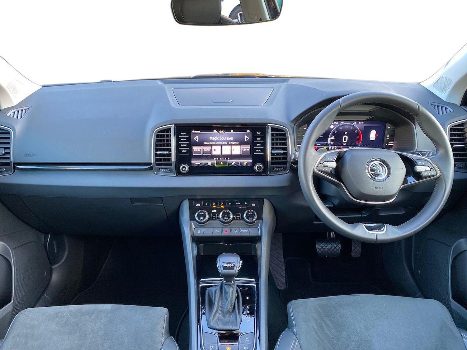 Used Skoda Karoq 2024 for sale - 76407374: Photo 9