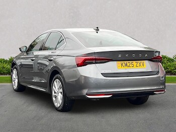 Used Skoda Octavia 2025 for sale - 77492330: Photo