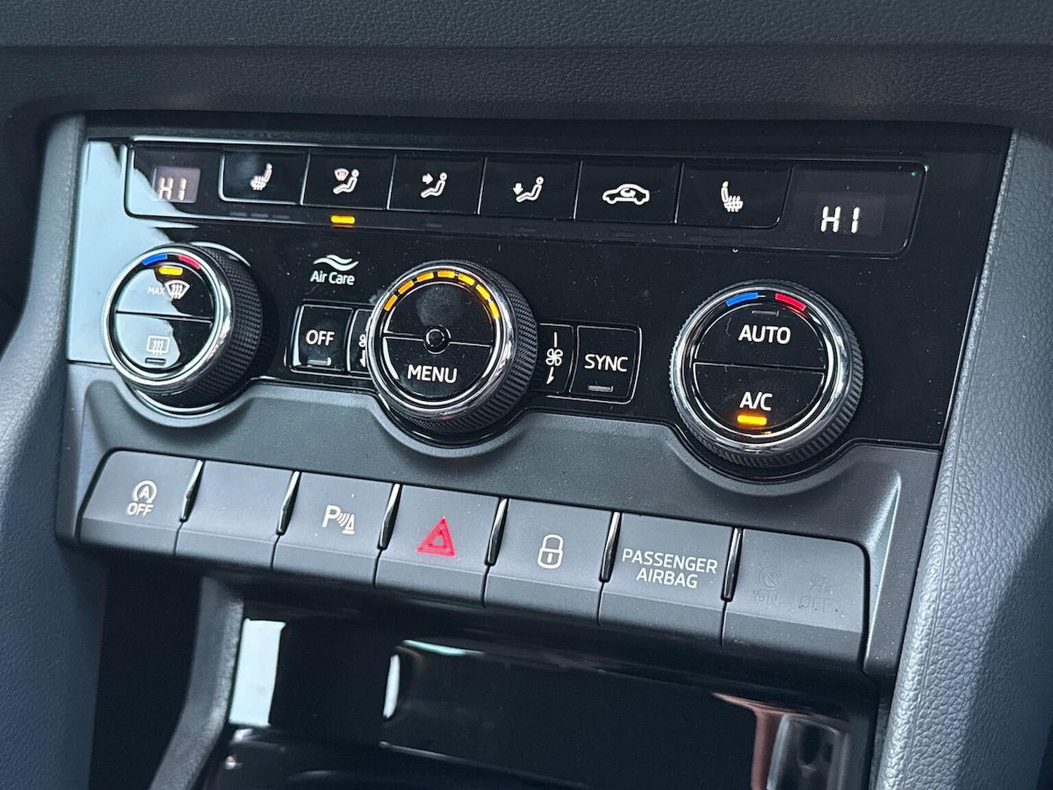 Used Skoda Karoq 2025 for sale - 76970008: Photo 12