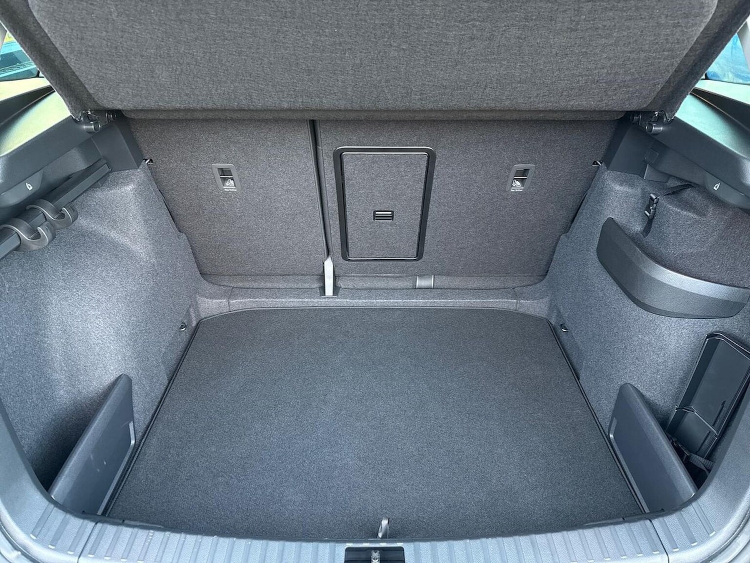 Used Skoda Karoq 2025 for sale - 76970008: Photo 17