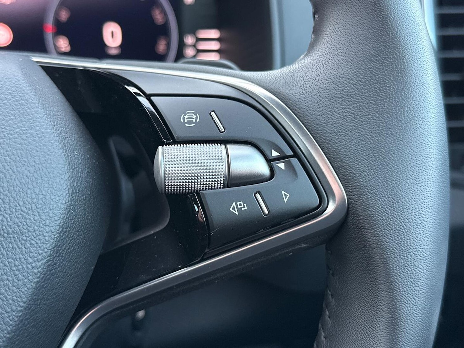 Used Skoda Karoq 2025 for sale - 76970008: Photo 23