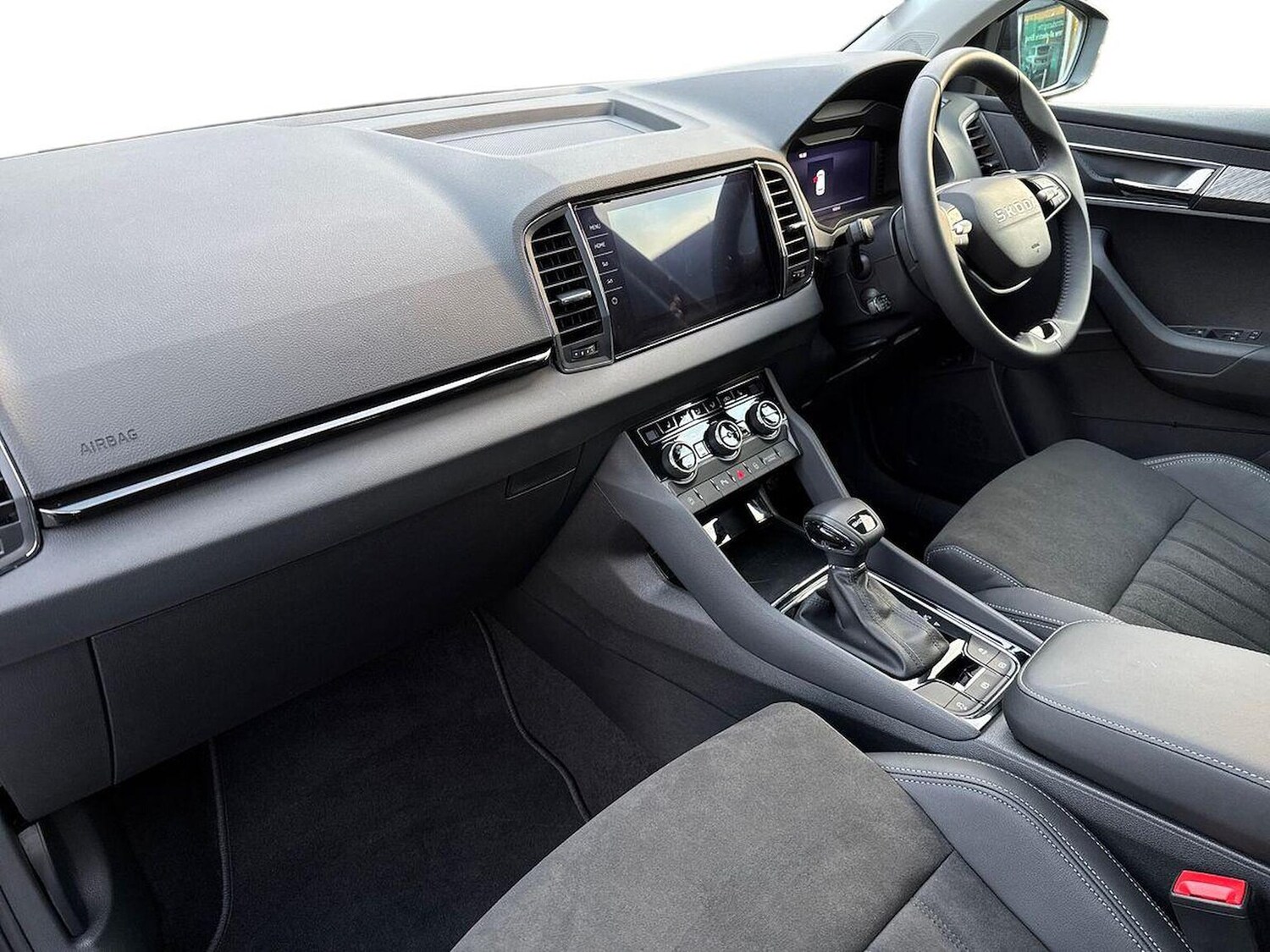 Used Skoda Karoq 2025 for sale - 76970005: Photo 8