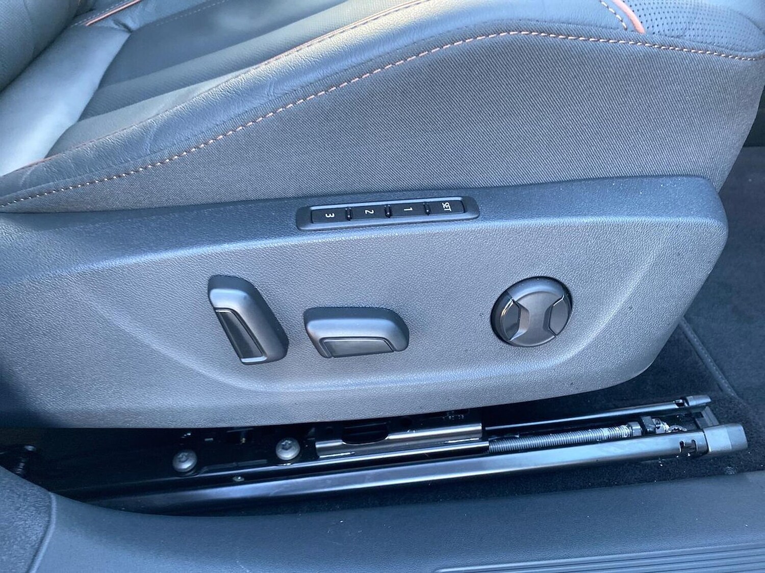 Used Skoda Enyaq 2025 for sale - 76396946: Photo 23