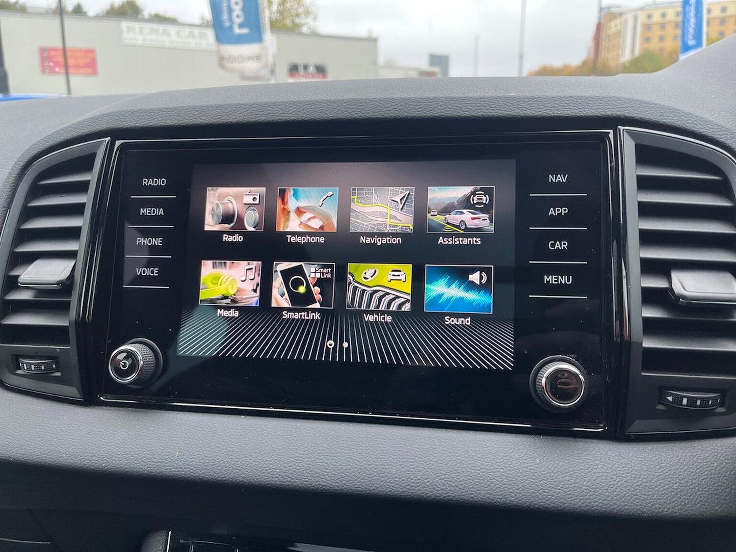 Used Skoda Karoq 2025 for sale - 76324603: Photo 13