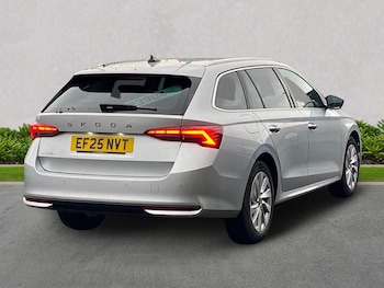 Used Skoda Octavia 2025 for sale - 77796994: Photo