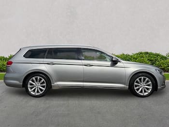 Used Volkswagen Passat 2017 for sale - 79815250: Photo