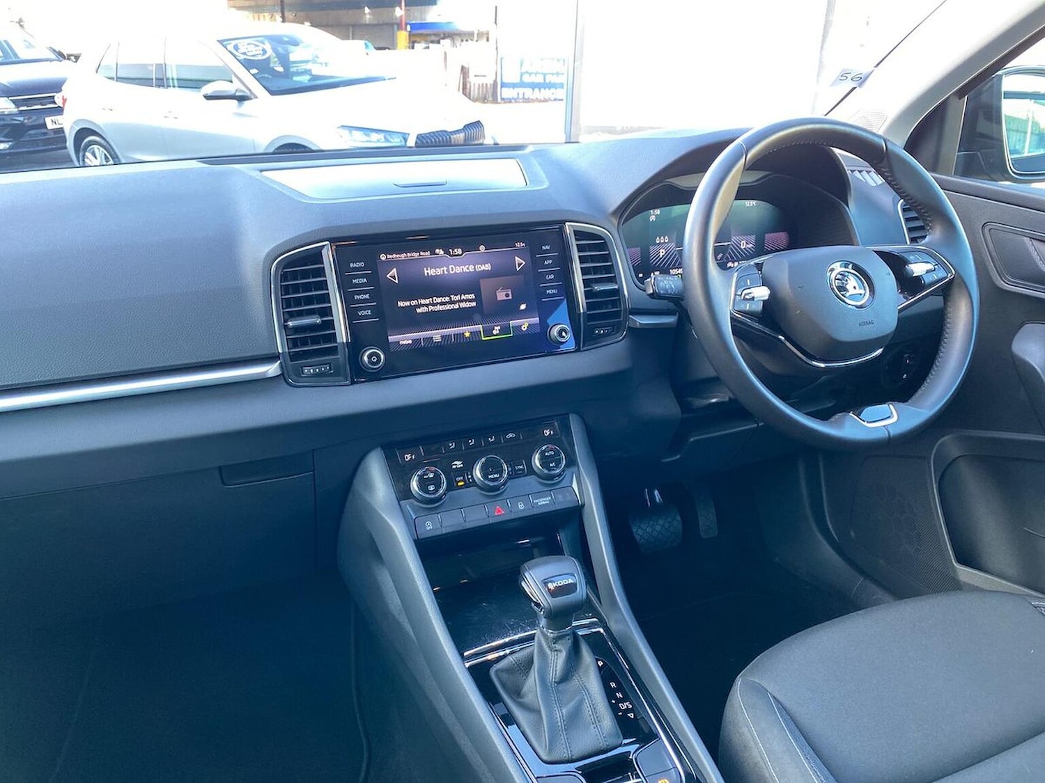 Used Skoda Karoq 2024 for sale - 76392477: Photo 14