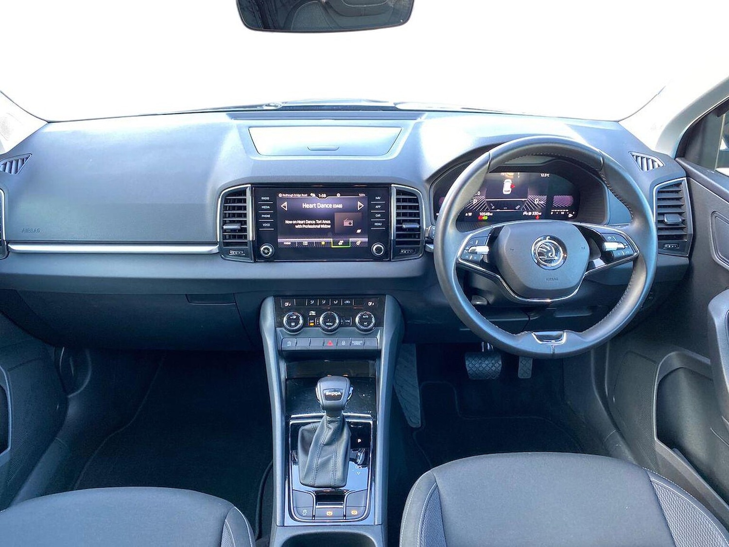 Used Skoda Karoq 2024 for sale - 76392477: Photo 9