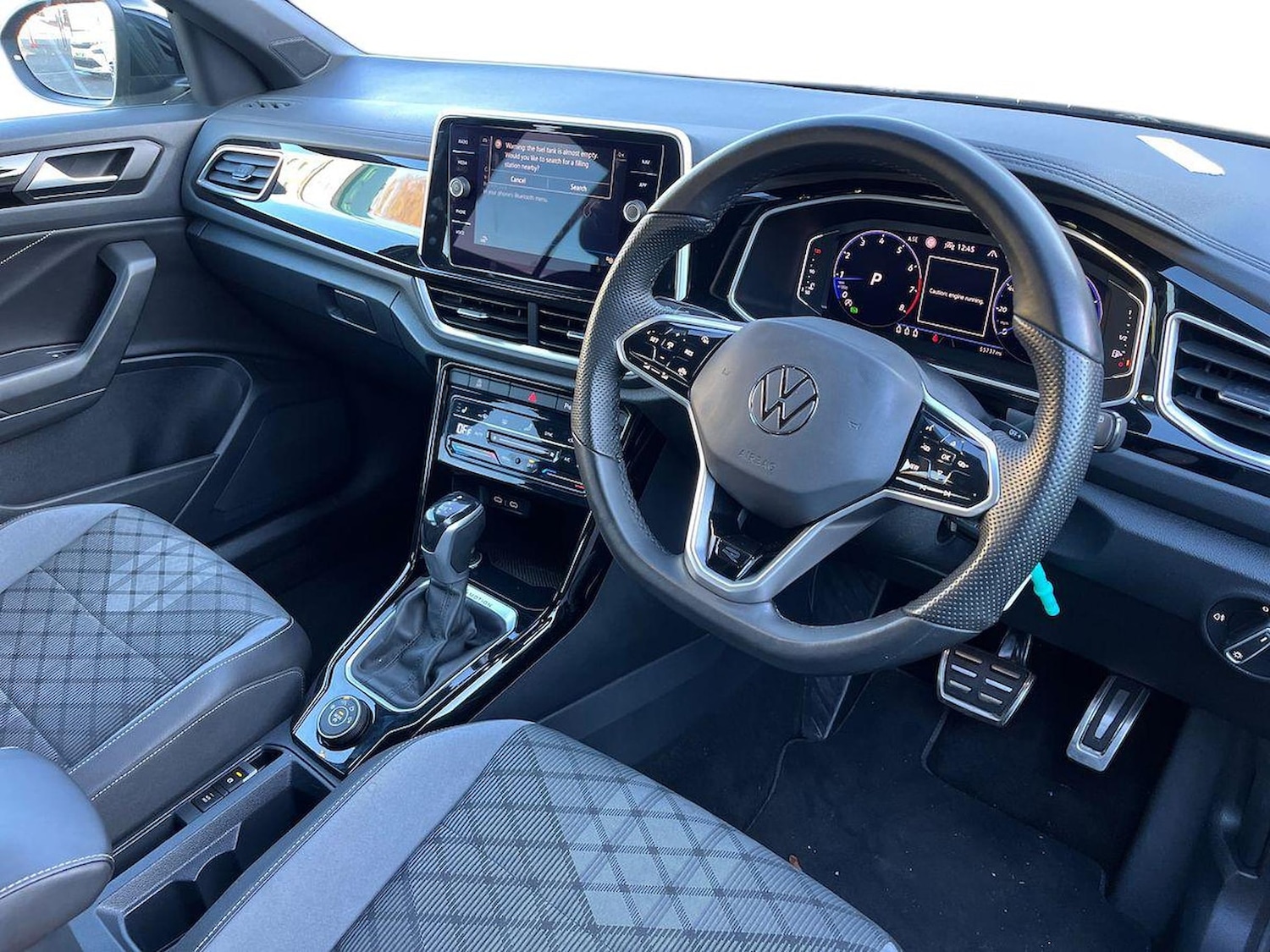 Used Volkswagen T-Roc 2022 for sale - 76757420: Photo 15