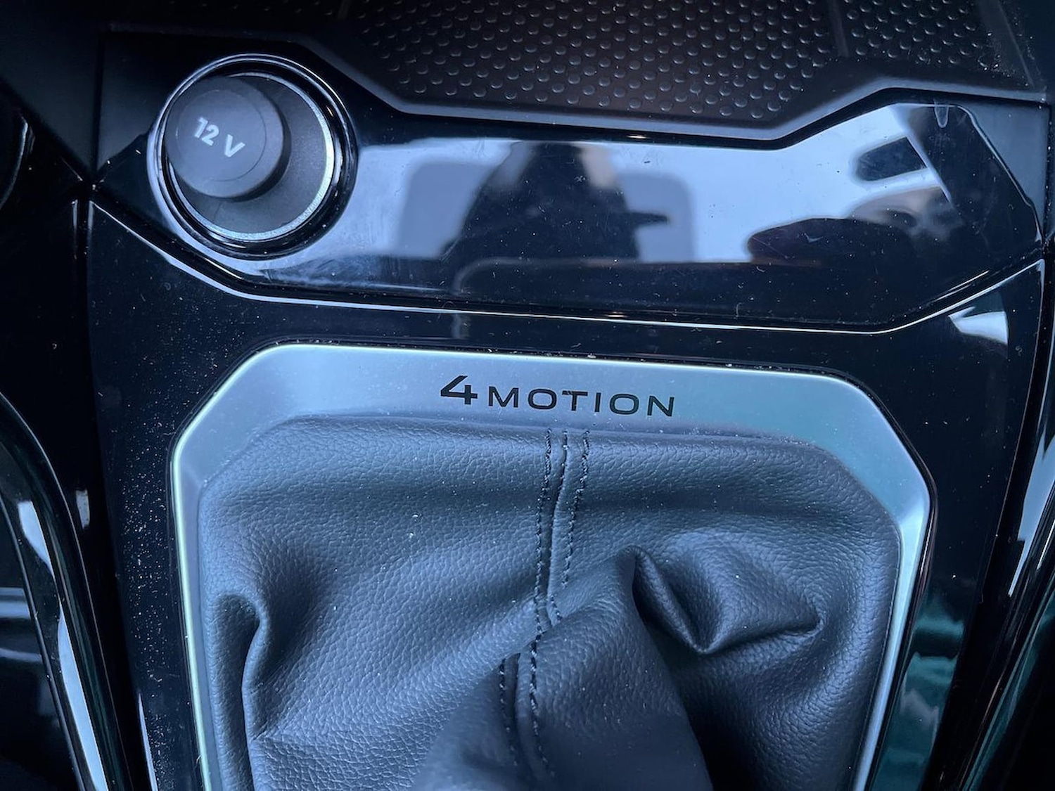 Used Volkswagen T-Roc 2022 for sale - 76757420: Photo 23