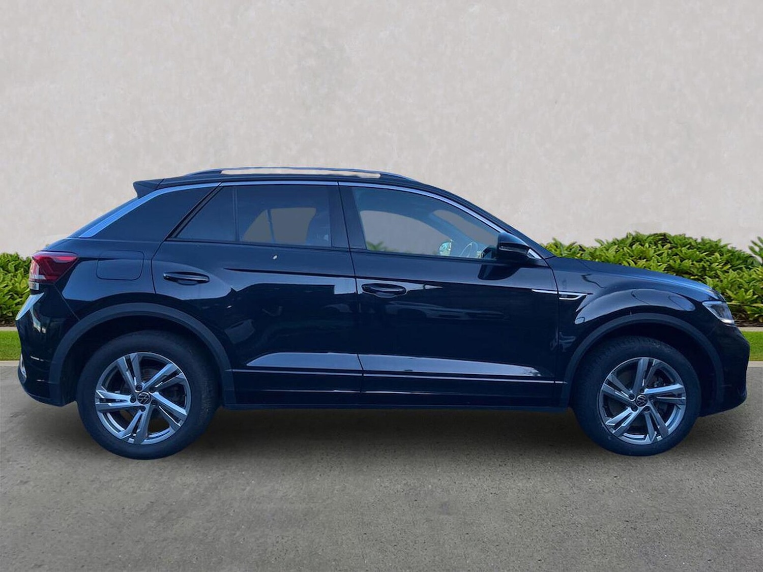 Used Volkswagen T-Roc 2022 for sale - 76757420: Photo 3