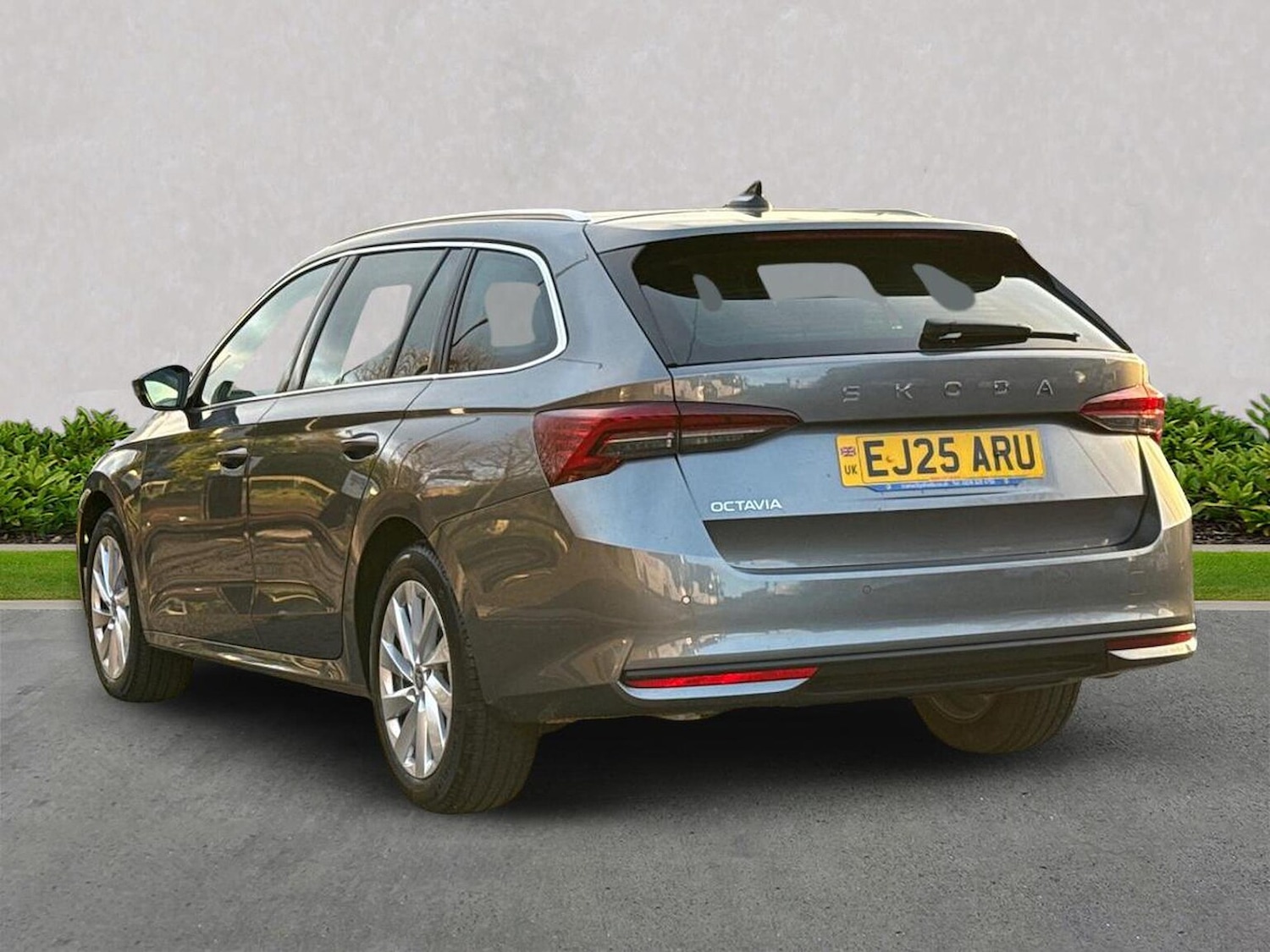 Used Skoda Octavia 2025 for sale - 76974586: Photo 2