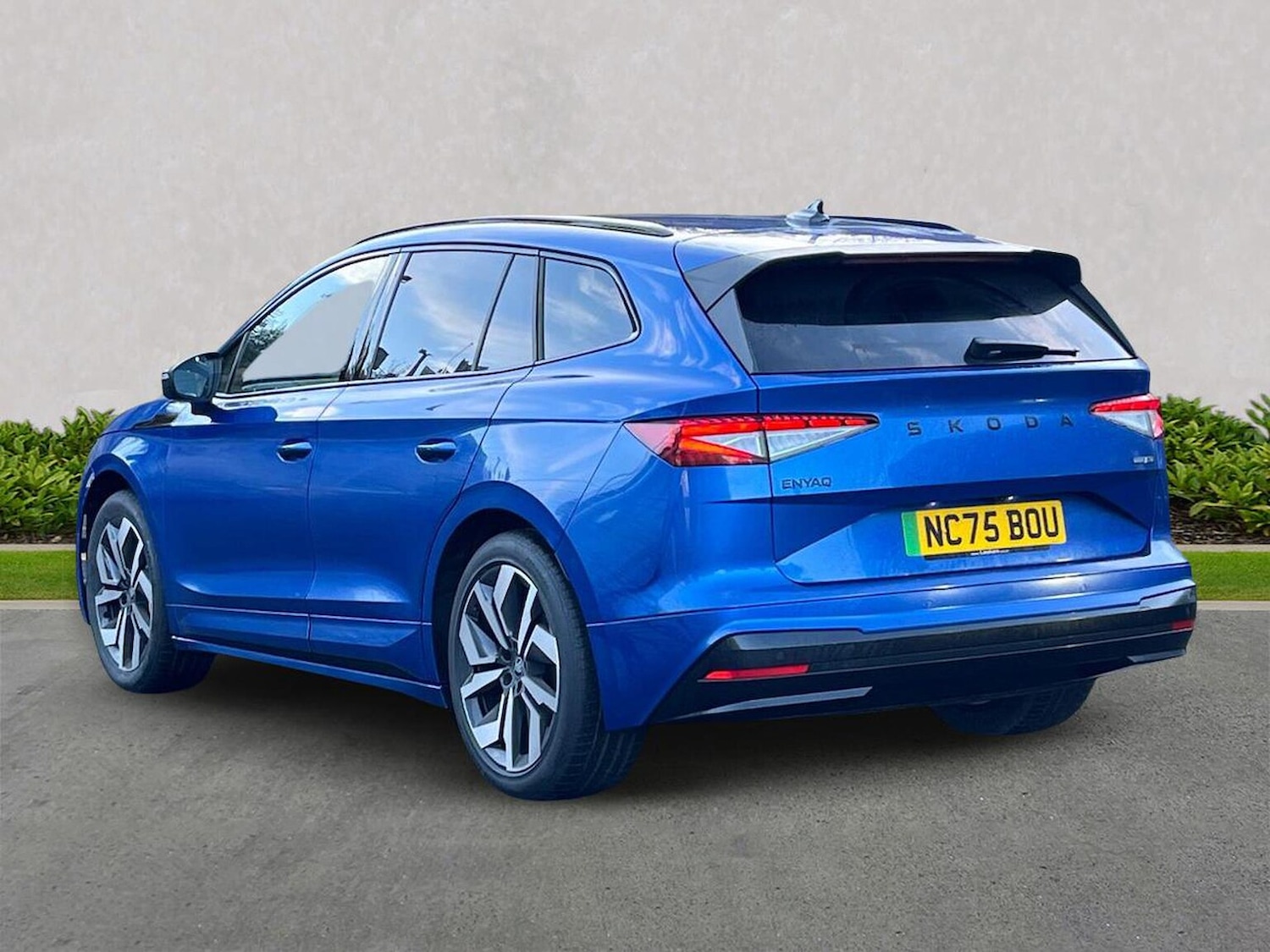 Used Skoda Enyaq 2026 for sale - 77687996: Photo 2