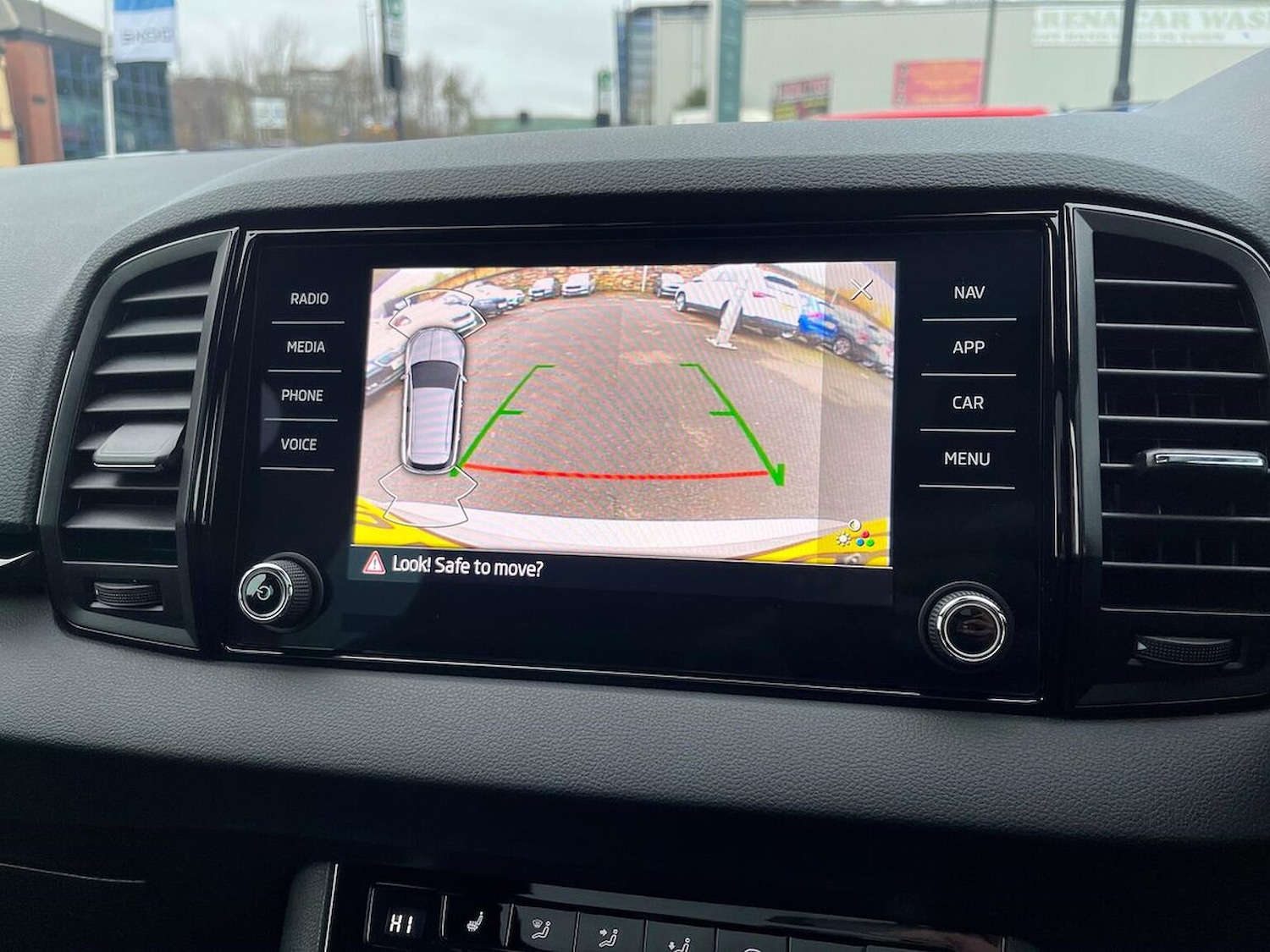 Used Skoda Karoq 2023 for sale - 76751918: Photo 21