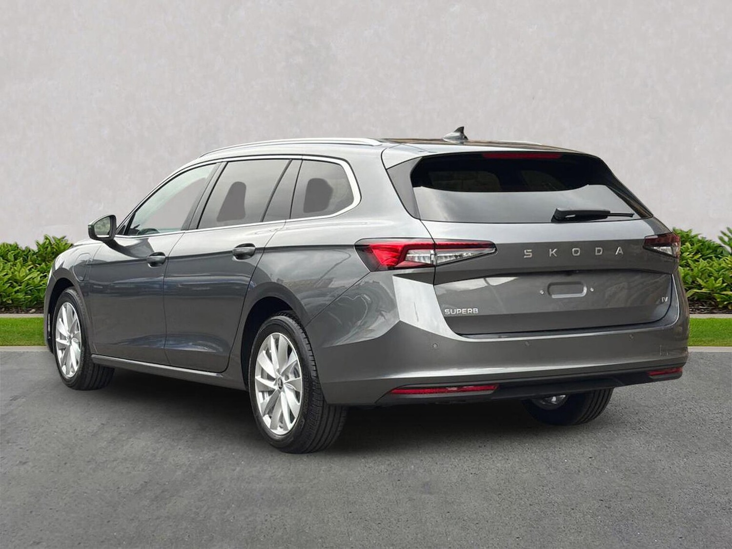 Used Skoda Superb 2025 for sale - 78031796: Photo 2