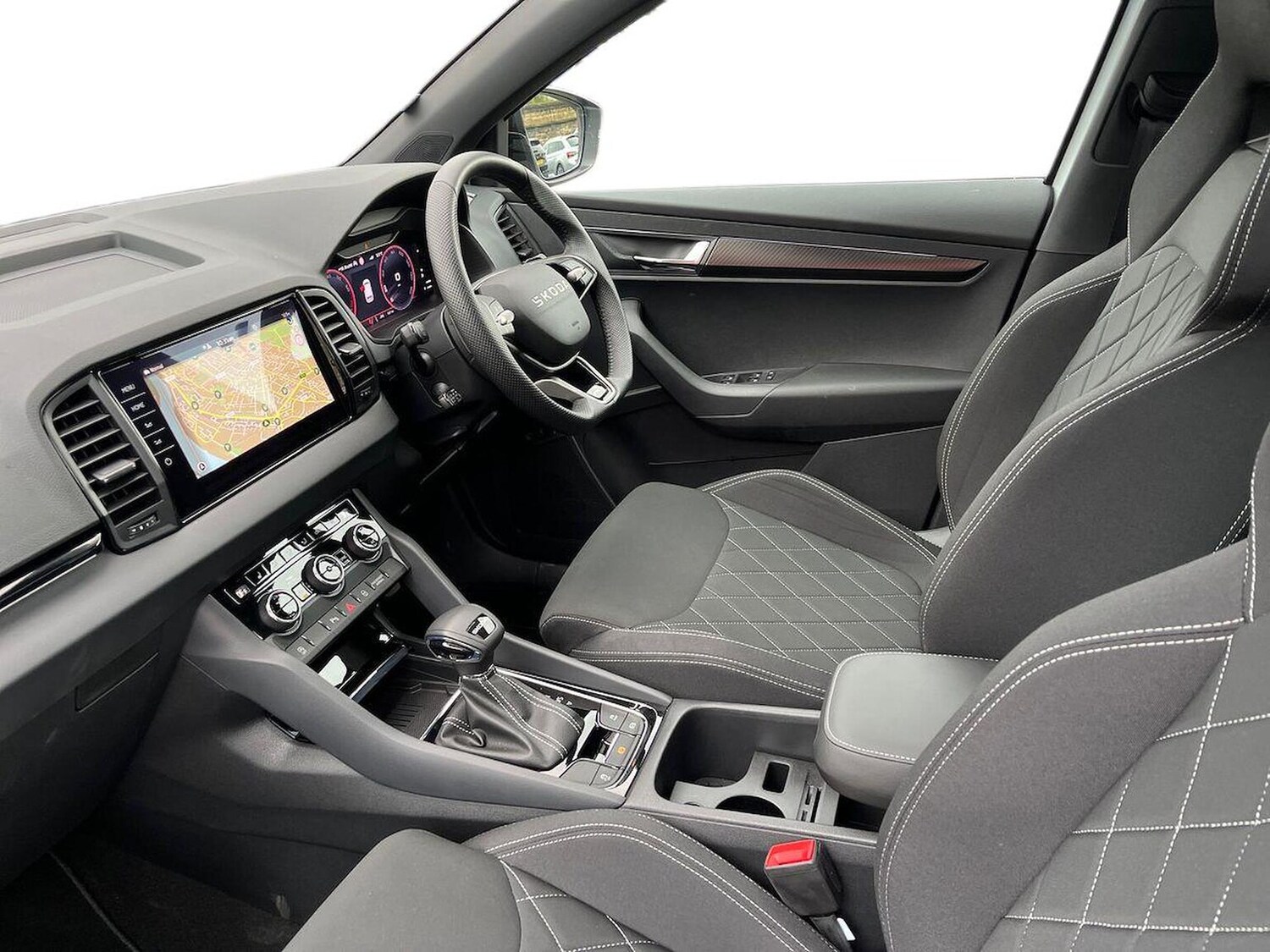 Used Skoda Karoq 2025 for sale - 76437276: Photo 7