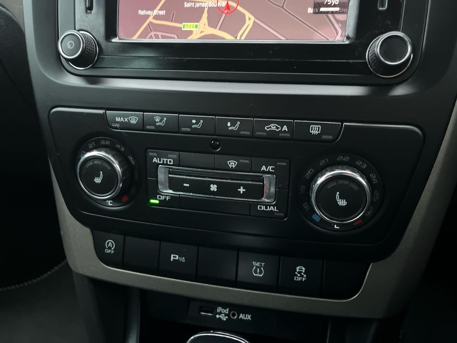 Used Skoda Yeti 2017 for sale - 76559776: Photo 12