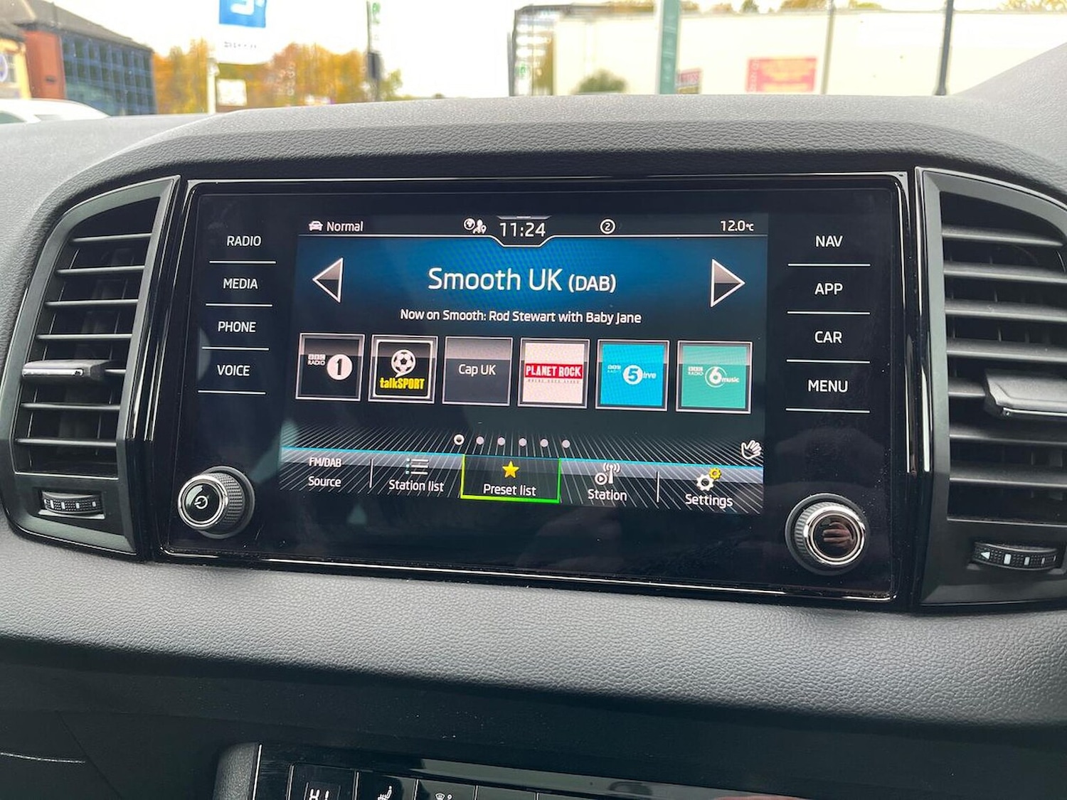 Used Skoda Karoq 2022 for sale - 76437281: Photo 12