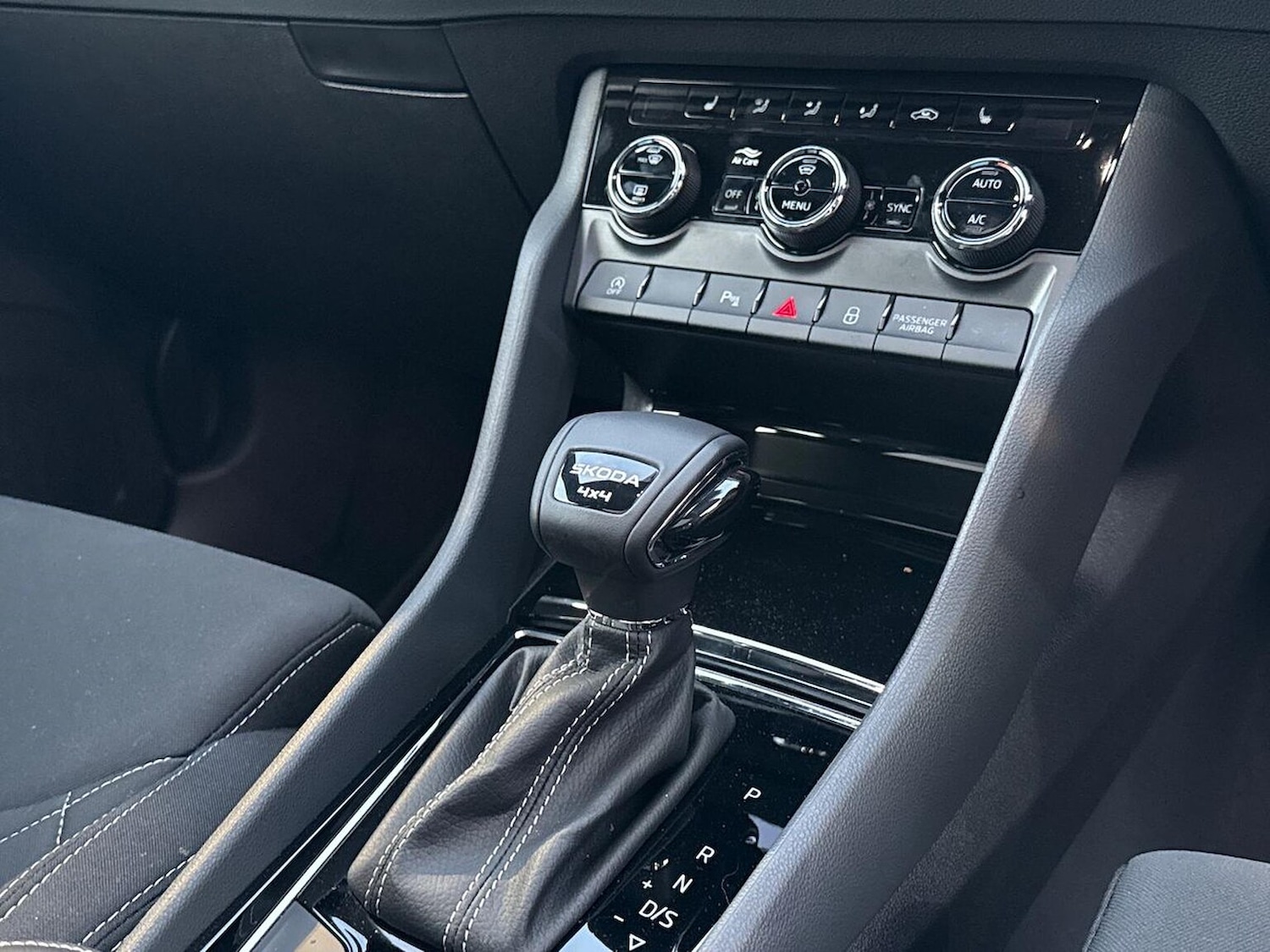 Used Skoda Karoq 2025 for sale - 76970004: Photo 14