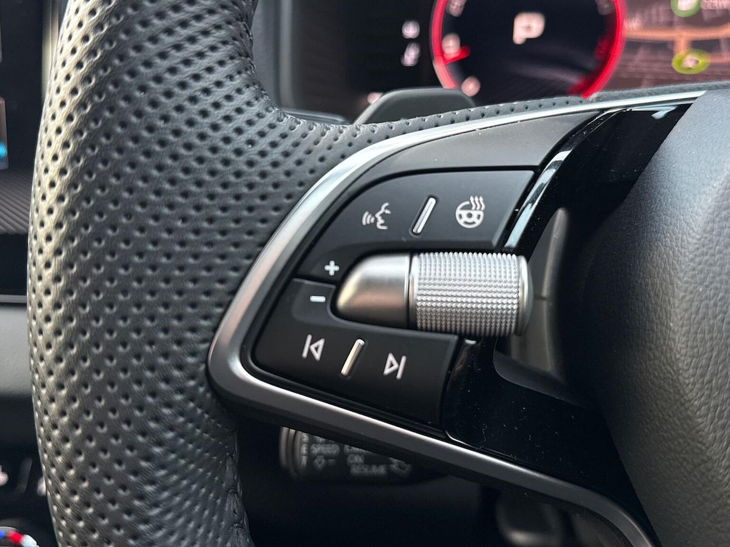 Used Skoda Karoq 2025 for sale - 76970004: Photo 25