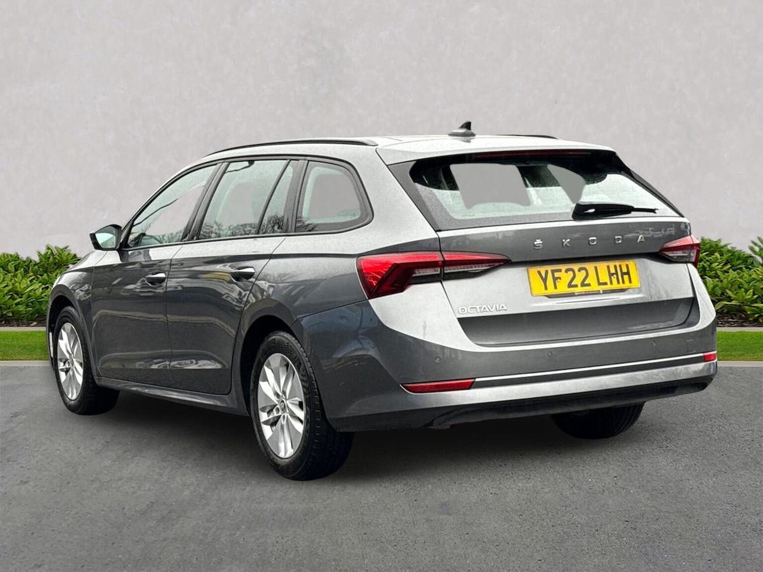 Used Skoda Octavia 2022 for sale - 76986953: Photo 2