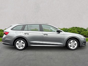 Used Skoda Octavia 2022 for sale - 76986953: Photo